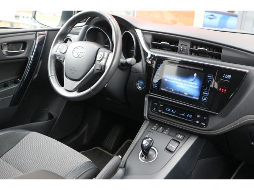 Toyota Auris Touring Sports 1.8 Hybrid Executive | Rijklaar incl. 24 mnd garantie | ActivLease financial lease