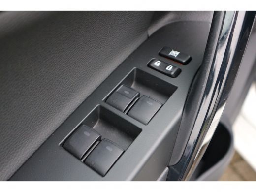 Toyota Auris Touring Sports 1.8 Hybrid Executive | Rijklaar incl. 24 mnd garantie | ActivLease financial lease