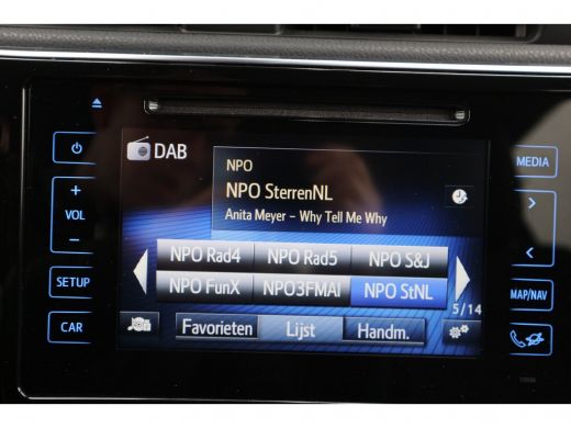 Toyota Auris Touring Sports 1.8 Hybrid Executive | Rijklaar incl. 24 mnd garantie | ActivLease financial lease
