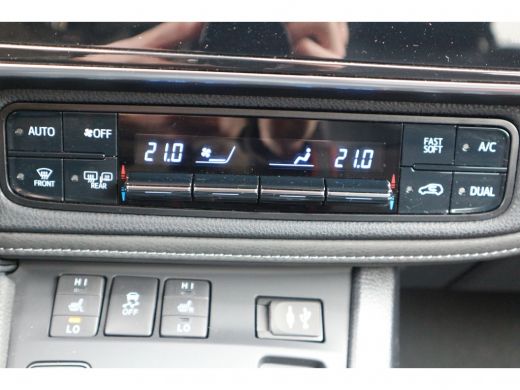 Toyota Auris Touring Sports 1.8 Hybrid Executive | Rijklaar incl. 24 mnd garantie | ActivLease financial lease