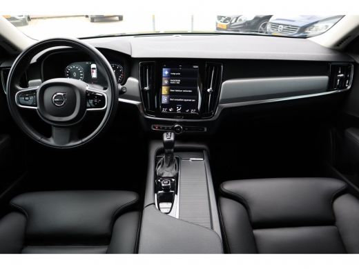 Volvo  V90 2.0 T4 Momentum | Full Led | Adaptive Cruise | Leder ActivLease financial lease