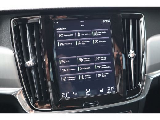 Volvo  V90 2.0 T4 Momentum | Full Led | Adaptive Cruise | Leder ActivLease financial lease