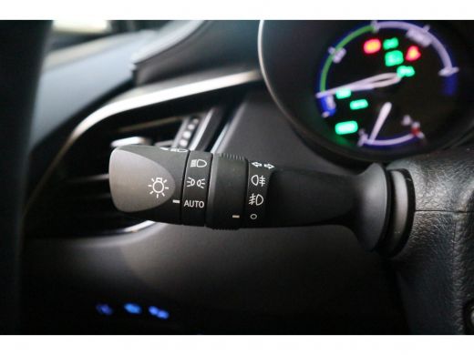 Toyota C-HR 1.8 Hybrid Style | Navigatie | Parkeer camera | Climate contrrol | Toyota Safety sense | Parkeers... ActivLease financial lease