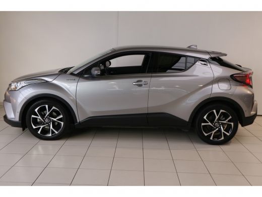 Toyota C-HR 1.8 Hybrid Style | Navigatie | Parkeer camera | Climate contrrol | Toyota Safety sense | Parkeers... ActivLease financial lease