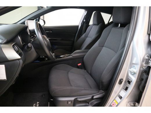 Toyota C-HR 1.8 Hybrid Style | Navigatie | Parkeer camera | Climate contrrol | Toyota Safety sense | Parkeers... ActivLease financial lease