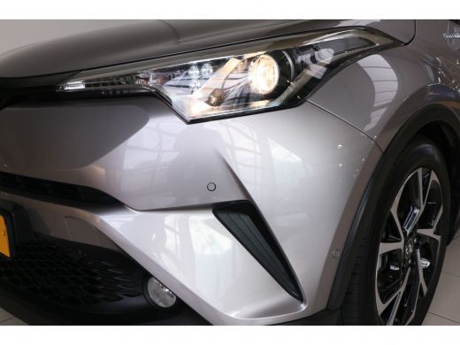 Toyota C-HR 1.8 Hybrid Style | Navigatie | Parkeer camera | Climate contrrol | Toyota Safety sense | Parkeers... ActivLease financial lease