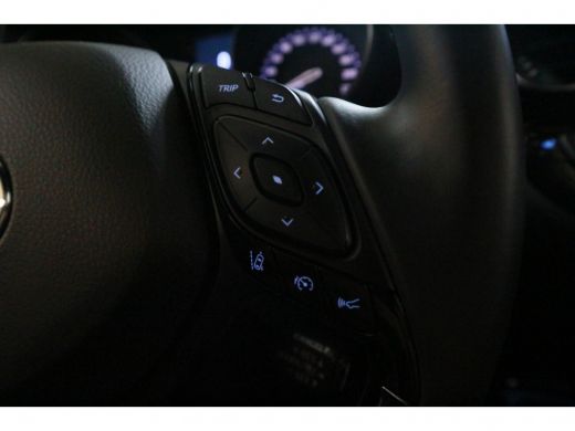 Toyota C-HR 1.8 Hybrid Style | Navigatie | Parkeer camera | Climate contrrol | Toyota Safety sense | Parkeers... ActivLease financial lease