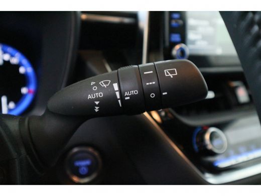 Toyota Corolla 2.0 Hybrid First Edition | Navigatie | Parkeer camera | Climate control | Adaptive cruise control | ActivLease financial lease