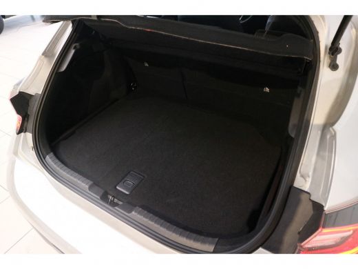 Toyota Corolla 2.0 Hybrid First Edition | Navigatie | Parkeer camera | Climate control | Adaptive cruise control | ActivLease financial lease