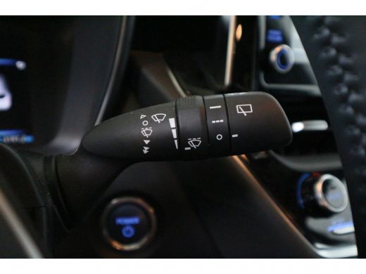 Toyota Corolla Touring Sports 1.8 Hybrid Active | Navigatie | Parkeer camera | Climate control | Adaptive cruise... ActivLease financial lease