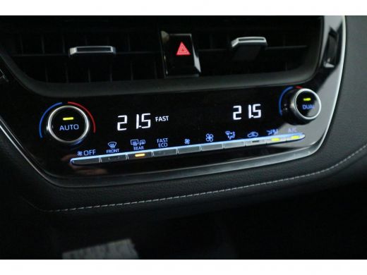 Toyota Corolla Touring Sports 1.8 Hybrid Active | Navigatie | Parkeer camera | Climate control | Adaptive cruise... ActivLease financial lease