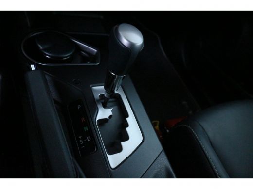 Toyota RAV4 2.5 Hybrid AWD Executive | Full options! | Trekhaak | Navigatie | Schuif-/kanteldak | Rondom zich... ActivLease financial lease