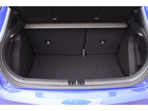 Hyundai i20 1.0 T-GDI Comfort | Climate control | Cruise Control | Parkeercamera | DAB+ | Apple Car Play | ActivLease financial lease