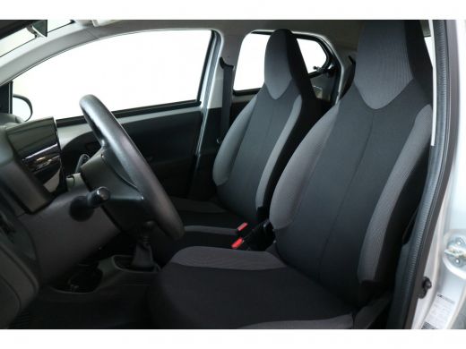 Toyota Aygo 1.0 VVT-i x-now | Airco | LED dagrijverlichting | Elektrische ramen | ActivLease financial lease