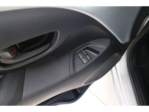 Toyota Aygo 1.0 VVT-i x-now | Airco | LED dagrijverlichting | Elektrische ramen | ActivLease financial lease