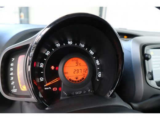 Toyota Aygo 1.0 VVT-i x-play | Apple carplay | Airco | Parkeer camera | LED dagrijverlichting | ActivLease financial lease