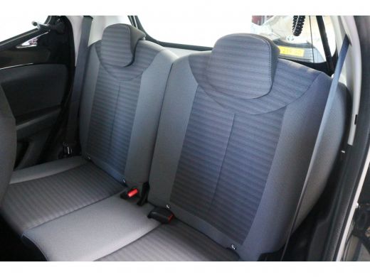 Toyota Aygo 1.0 VVT-i x-play | Apple carplay | Airco | Parkeer camera | LED dagrijverlichting | ActivLease financial lease