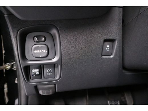 Toyota Aygo 1.0 VVT-i x-play | Apple carplay | Airco | Parkeer camera | LED dagrijverlichting | ActivLease financial lease