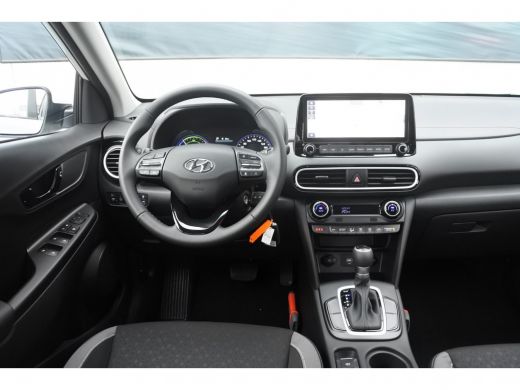 Hyundai Kona 1.6 GDI HEV Comfort | Navi | Achteruitrijcamera | Smart Cruise Control | 1.300 KG trekgewicht | ActivLease financial lease