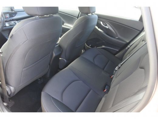 Hyundai i30 Wagon 1.4 T-GDI Premium | Climate Control | Cruise control | Stoel- en Stuur Verwarming | Trekhaa... ActivLease financial lease