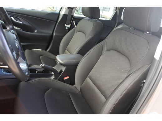 Hyundai i30 Wagon 1.4 T-GDI Premium | Climate Control | Cruise control | Stoel- en Stuur Verwarming | Trekhaa... ActivLease financial lease