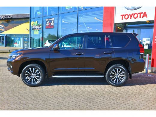 Toyota Land Cruiser 2.8 D-4D Professional 7p. | Rijklaar incl. 24 mnd garantie | ActivLease financial lease