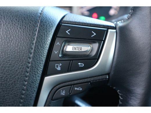 Toyota Land Cruiser 2.8 D-4D Professional 7p. | Rijklaar incl. 24 mnd garantie | ActivLease financial lease