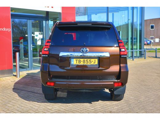 Toyota Land Cruiser 2.8 D-4D Professional 7p. | Rijklaar incl. 24 mnd garantie | ActivLease financial lease