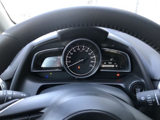 Mazda 2 1.5 Skyactiv-G Luxury Clima / Apple carplay / Stoel en stuur verw ActivLease financial lease