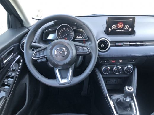 Mazda 2 1.5 Skyactiv-G Luxury Clima / Apple carplay / Stoel en stuur verw ActivLease financial lease