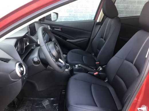 Mazda 2 1.5 Skyactiv-G Luxury / Private lease €285,- / Alle kleuren op voorraad!!! ActivLease financial lease