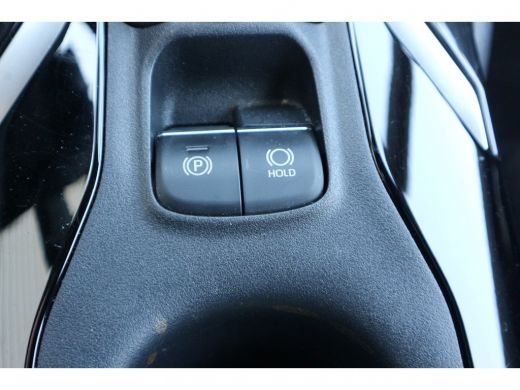 Toyota Corolla Touring Sports 2.0 Hybrid First Edition | Rijklaar incl. 24 mnd garantie | ActivLease financial lease