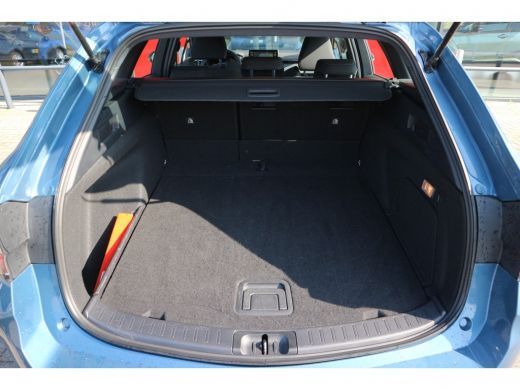 Toyota Corolla Touring Sports 2.0 Hybrid First Edition | Rijklaar incl. 24 mnd garantie | ActivLease financial lease
