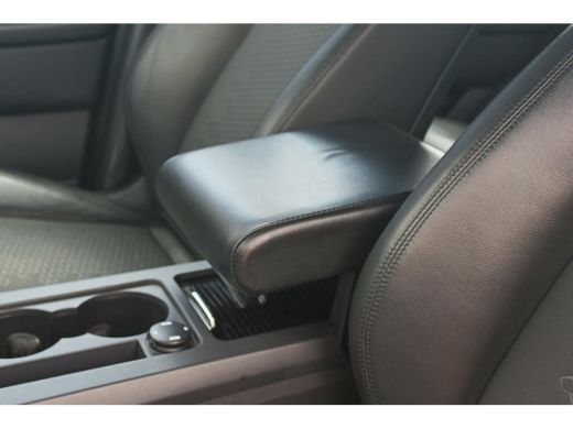 Land Rover Discovery Sport 2.0 eD4 E-Capability 150pk 2WD 5p. Pure LAND ROVER Discovery Sport 2.0 eD4 E-Capability 150pk 2WD... ActivLease financial lease