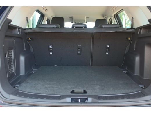 Land Rover Discovery Sport 2.0 eD4 E-Capability 150pk 2WD 5p. Pure LAND ROVER Discovery Sport 2.0 eD4 E-Capability 150pk 2WD... ActivLease financial lease