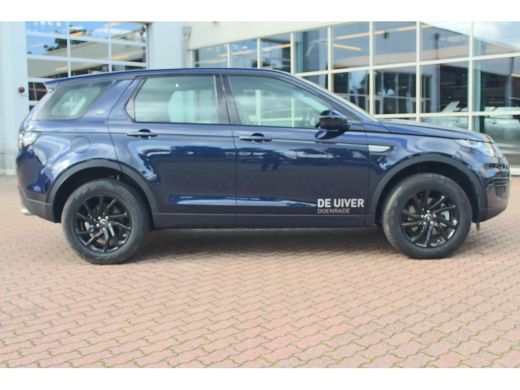 Land Rover Discovery Sport 2.0 eD4 E-Capability 150pk 2WD 5p. Pure LAND ROVER Discovery Sport 2.0 eD4 E-Capability 150pk 2WD... ActivLease financial lease
