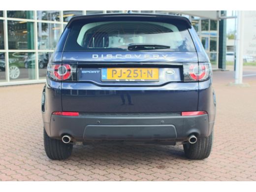 Land Rover Discovery Sport 2.0 eD4 E-Capability 150pk 2WD 5p. Pure LAND ROVER Discovery Sport 2.0 eD4 E-Capability 150pk 2WD... ActivLease financial lease