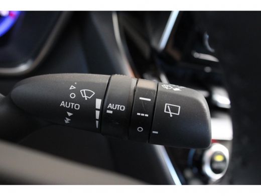 Toyota Corolla 1.2 Turbo Dynamic | Apple Car play / Android auto | Navigatie | Toyota Safety Sense ActivLease financial lease