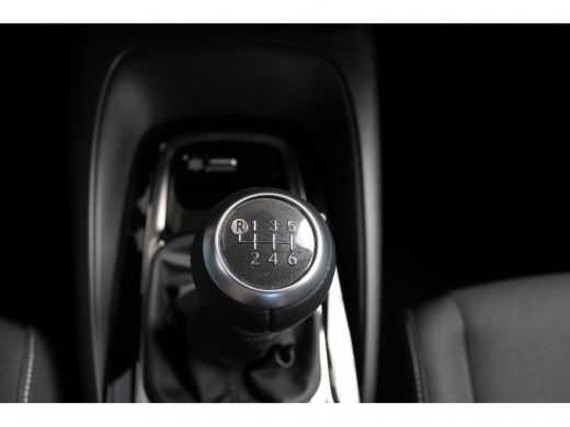 Toyota Corolla 1.2 Turbo Dynamic | Apple Car play / Android auto | Navigatie | Toyota Safety Sense ActivLease financial lease
