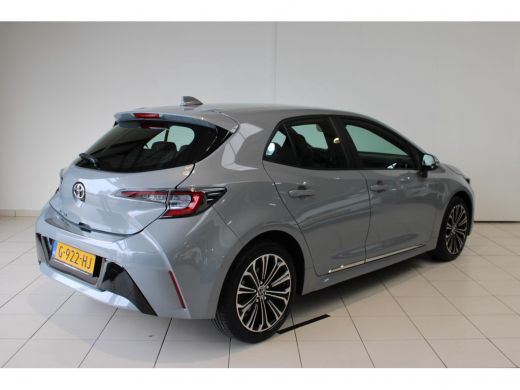 Toyota Corolla 1.2 Turbo Dynamic | Apple Car play / Android auto | Navigatie | Toyota Safety Sense ActivLease financial lease