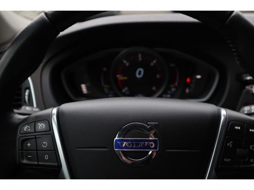 Volvo  V40 2.0 D2 Momentum Geartronic | Lederen bekleding | ActivLease financial lease