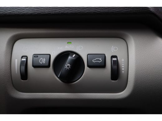 Volvo  V40 2.0 D2 Momentum Geartronic | Lederen bekleding | ActivLease financial lease