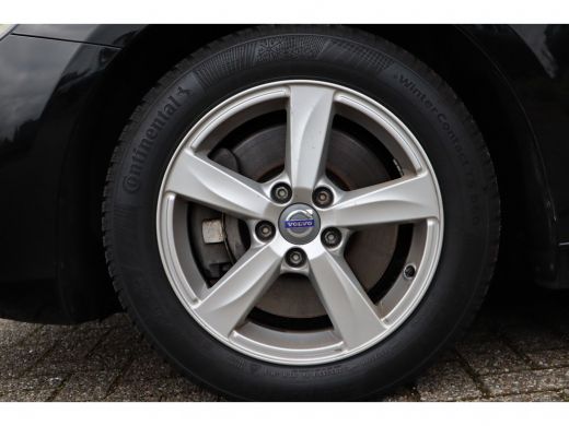 Volvo  V40 2.0 D2 Momentum Geartronic | Lederen bekleding | ActivLease financial lease