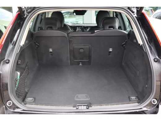 Volvo  XC60 2.0 B5 Business Pro | Parkeercamera | Elektrisch Verstelbare bestuurderstoel | Keyless Entry | DA... ActivLease financial lease