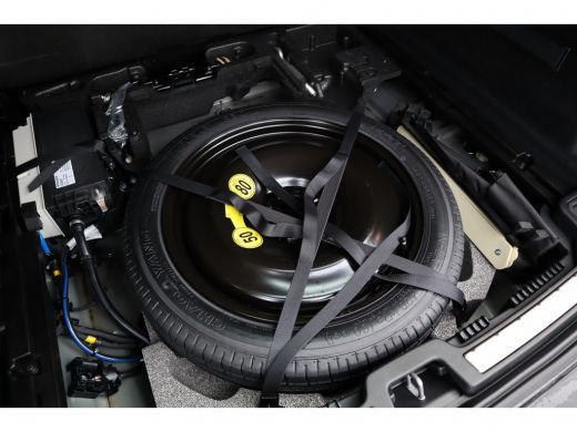 Volvo  XC60 2.0 B5 Business Pro | Parkeercamera | Elektrisch Verstelbare bestuurderstoel | Keyless Entry | DA... ActivLease financial lease