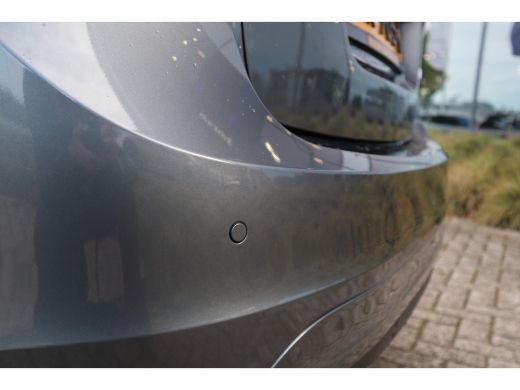 Volvo  S60 D3 Nordic+ | Sensus navigatie | 18'' lichtmetalen velgen | Xenon verlichting | Stoelverwarming . ActivLease financial lease