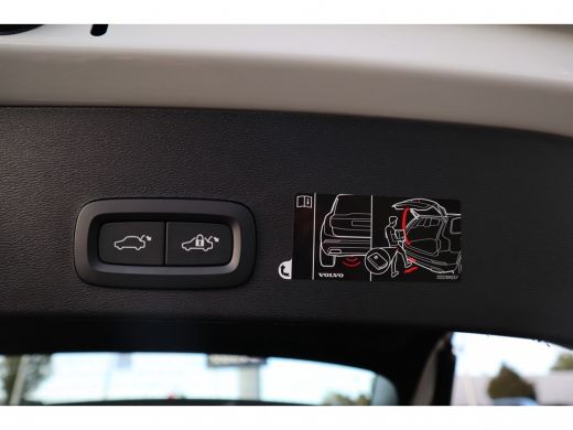 Volvo  XC40 2.0 T4 R-Design | Keyless entry | Panorama Schuifdak | Adaptive Cruise Control | ActivLease financial lease