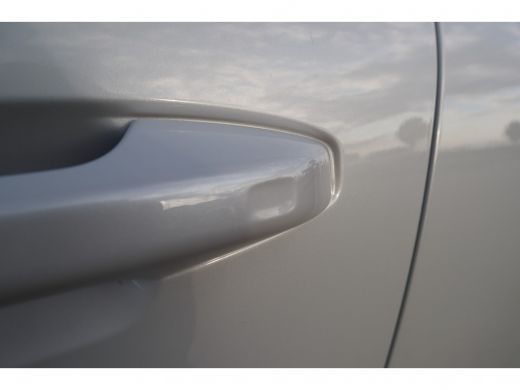 Volvo  XC40 2.0 T4 R-Design | Keyless entry | Panorama Schuifdak | Adaptive Cruise Control | ActivLease financial lease