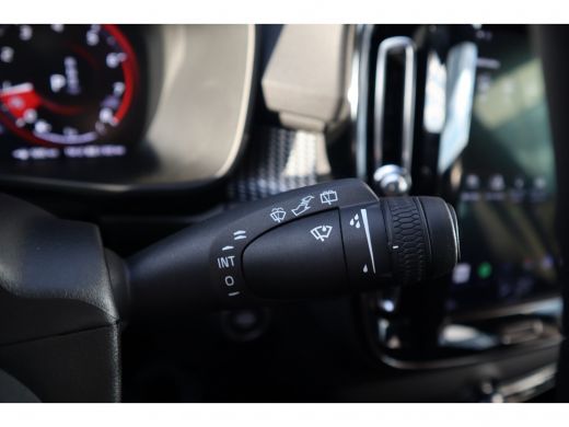 Volvo  XC40 2.0 T4 R-Design | Keyless entry | Panorama Schuifdak | Adaptive Cruise Control | ActivLease financial lease