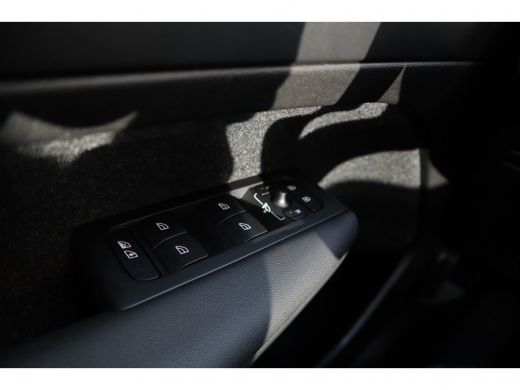 Volvo  XC40 2.0 T4 R-Design | Keyless entry | Panorama Schuifdak | Adaptive Cruise Control | ActivLease financial lease